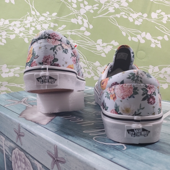 Vans Era Garden Floral 💐🌼🌸 - Picture 7 of 13